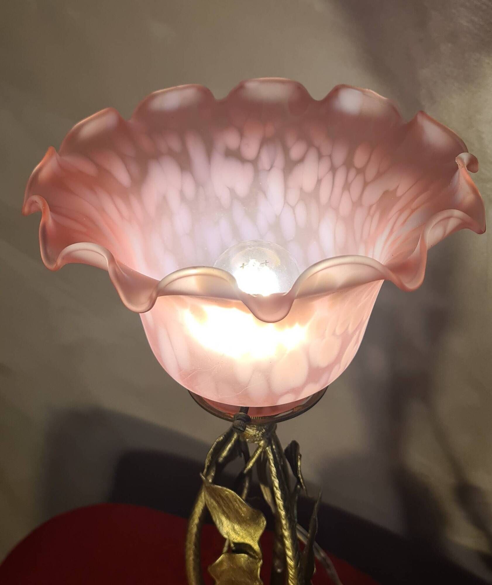 Art Deco wrought iron lamp with glass paste tulip, 1930s, with its wire