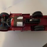 Vebe fire truck in sheet metal with 4 firefighters from 1950, good condition