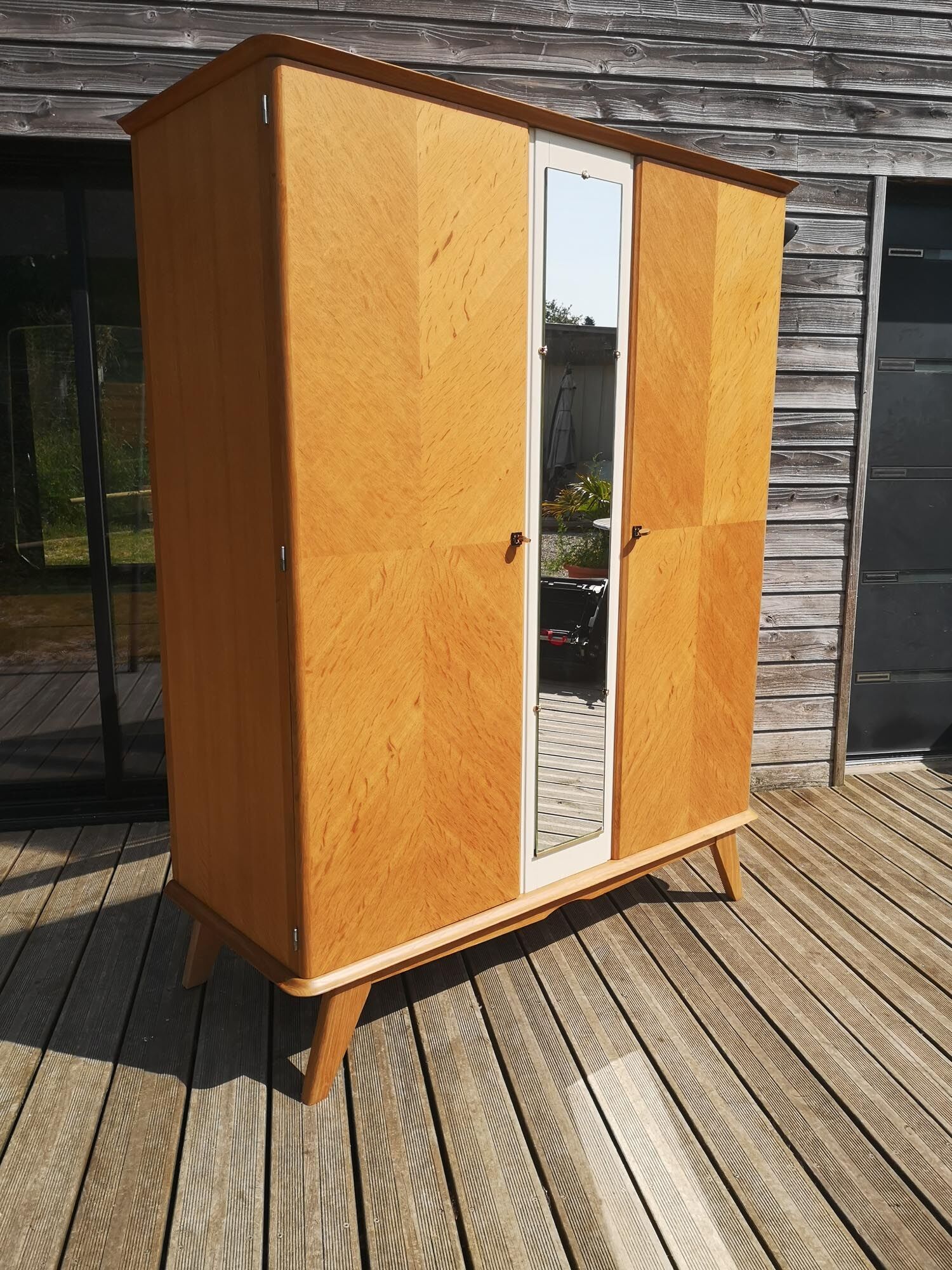 Vintage wardrobe feet compass