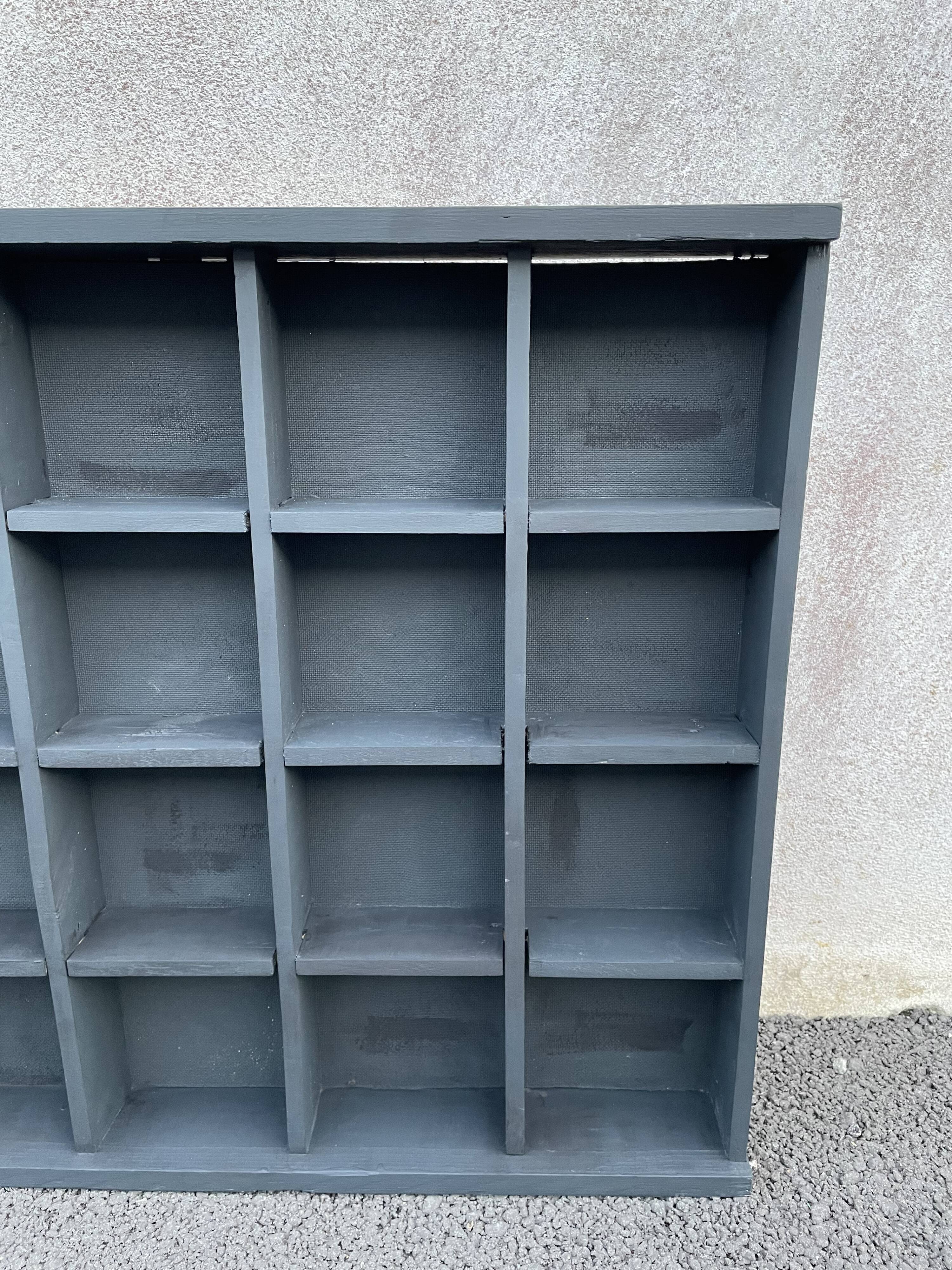 Locker shelf 16 compartments