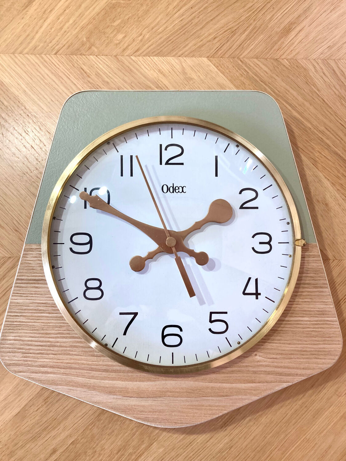 Horloge pendule murale Odex vintage