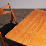 Ensemble de salle à manger complet : 8 chaises Sawbuck CH-29 en teck et table AT 310