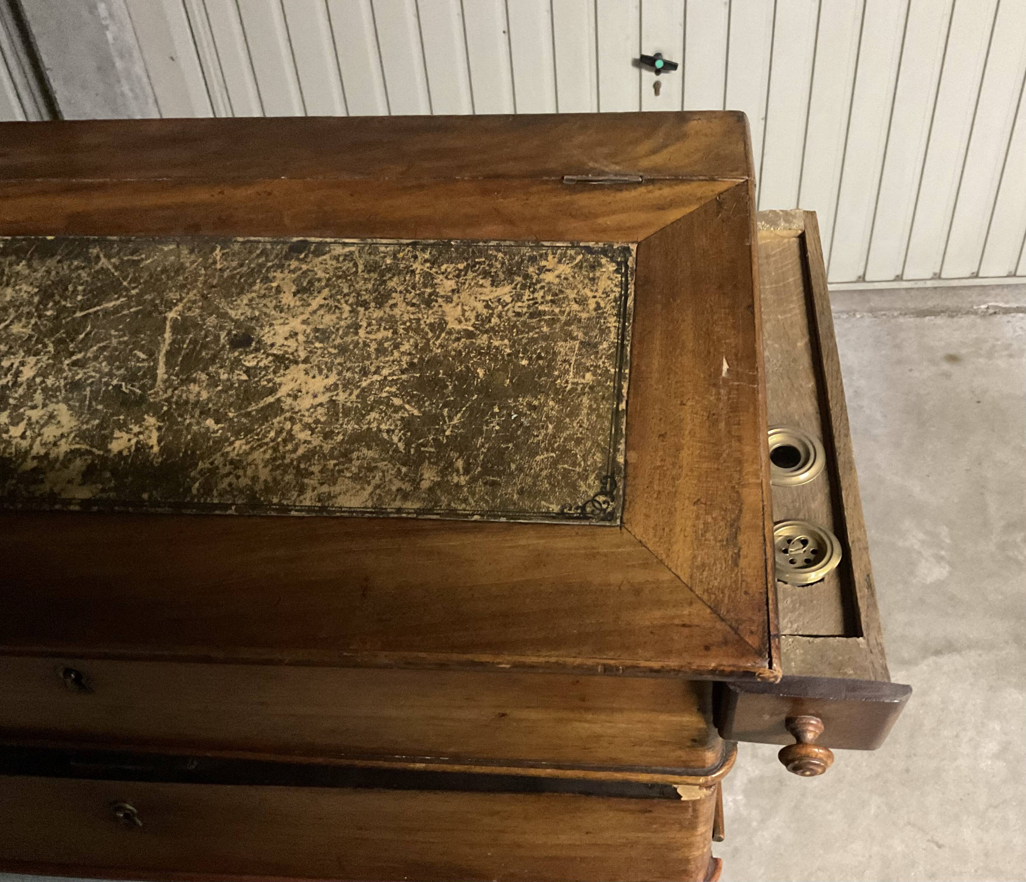 Notary desk, 19th century Restoration period.