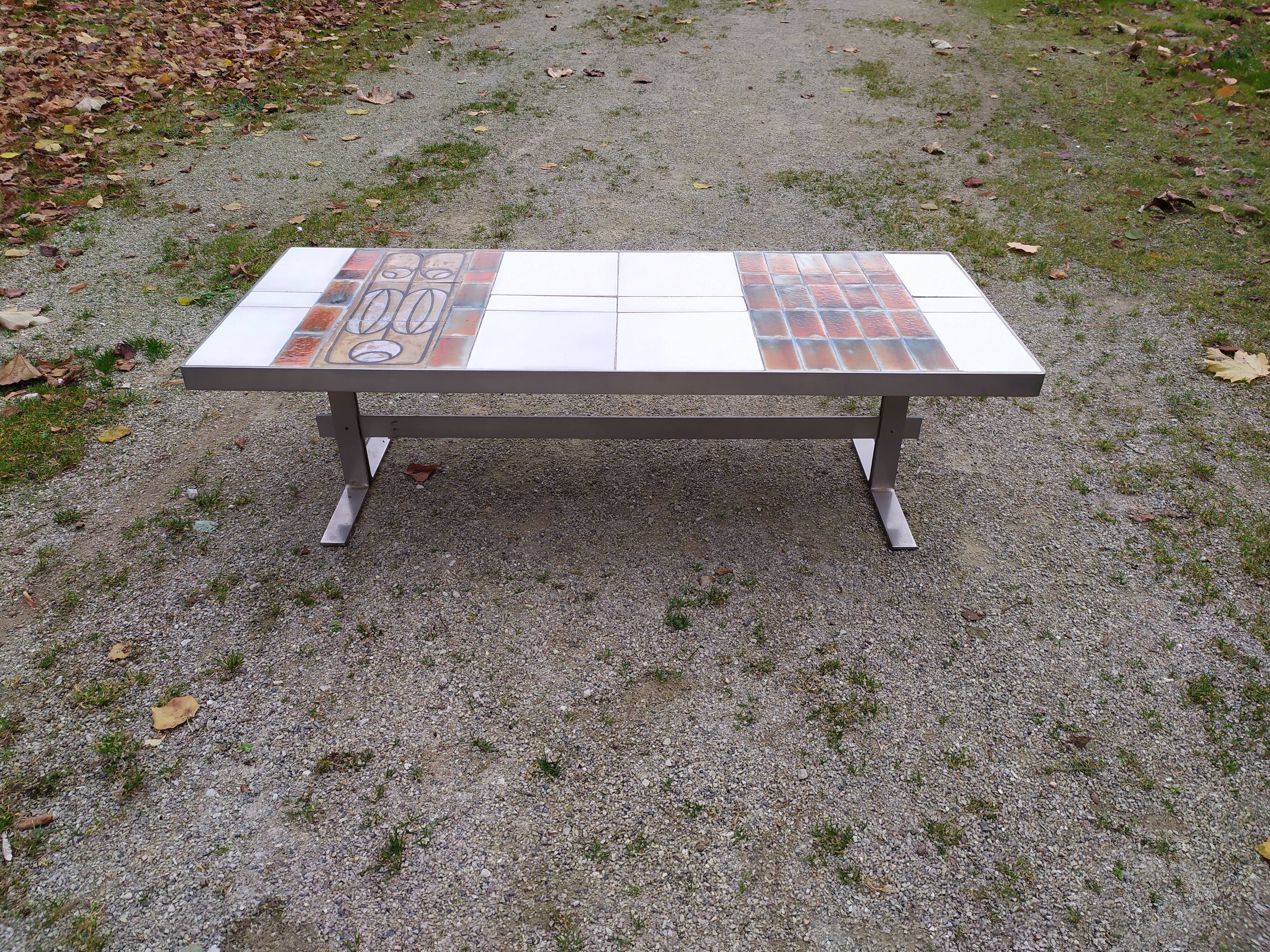 Ceramic coffee table, 60/70