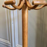 Parrot coat rack