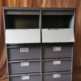 Industrial furniture with 10 metal lockers “Ronéo”