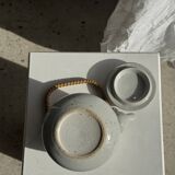 Petite théière asiatique en grès anse en rotin H11 D10