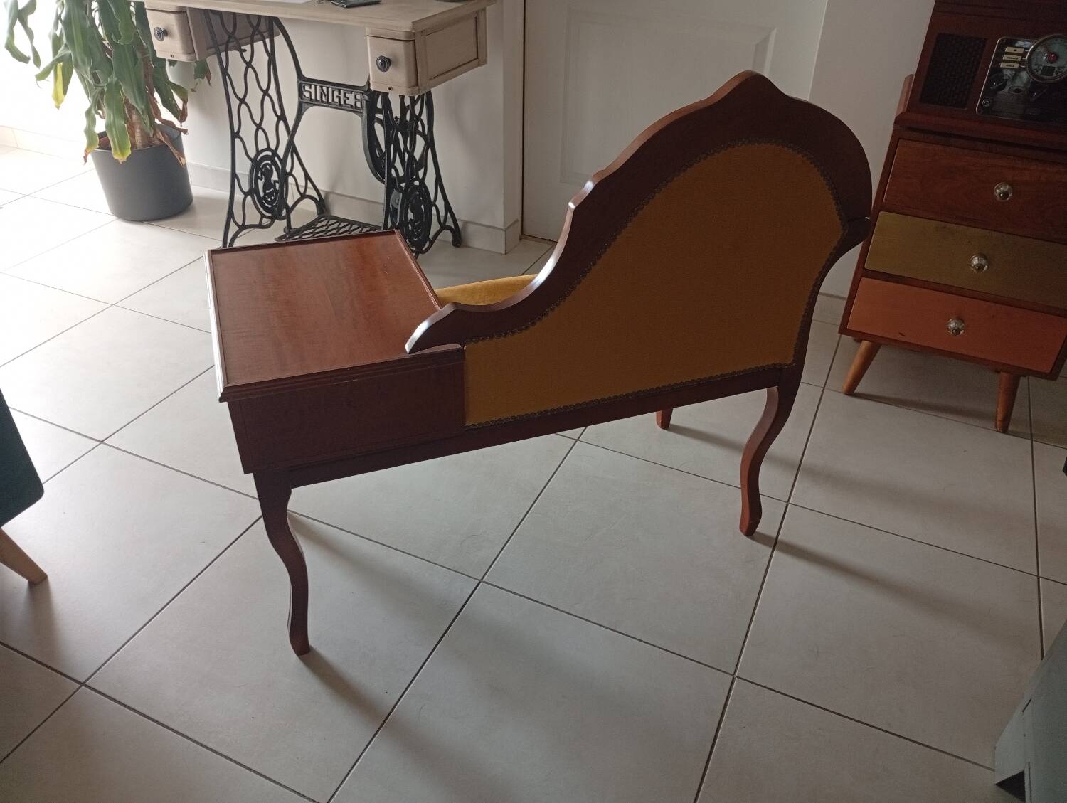 Telephone table