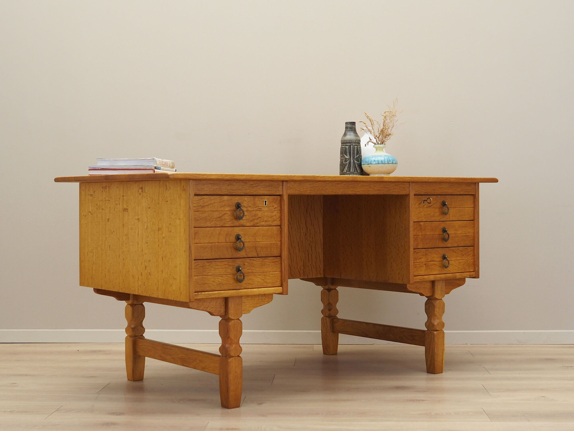 Oak desk, Danish design, 1960s