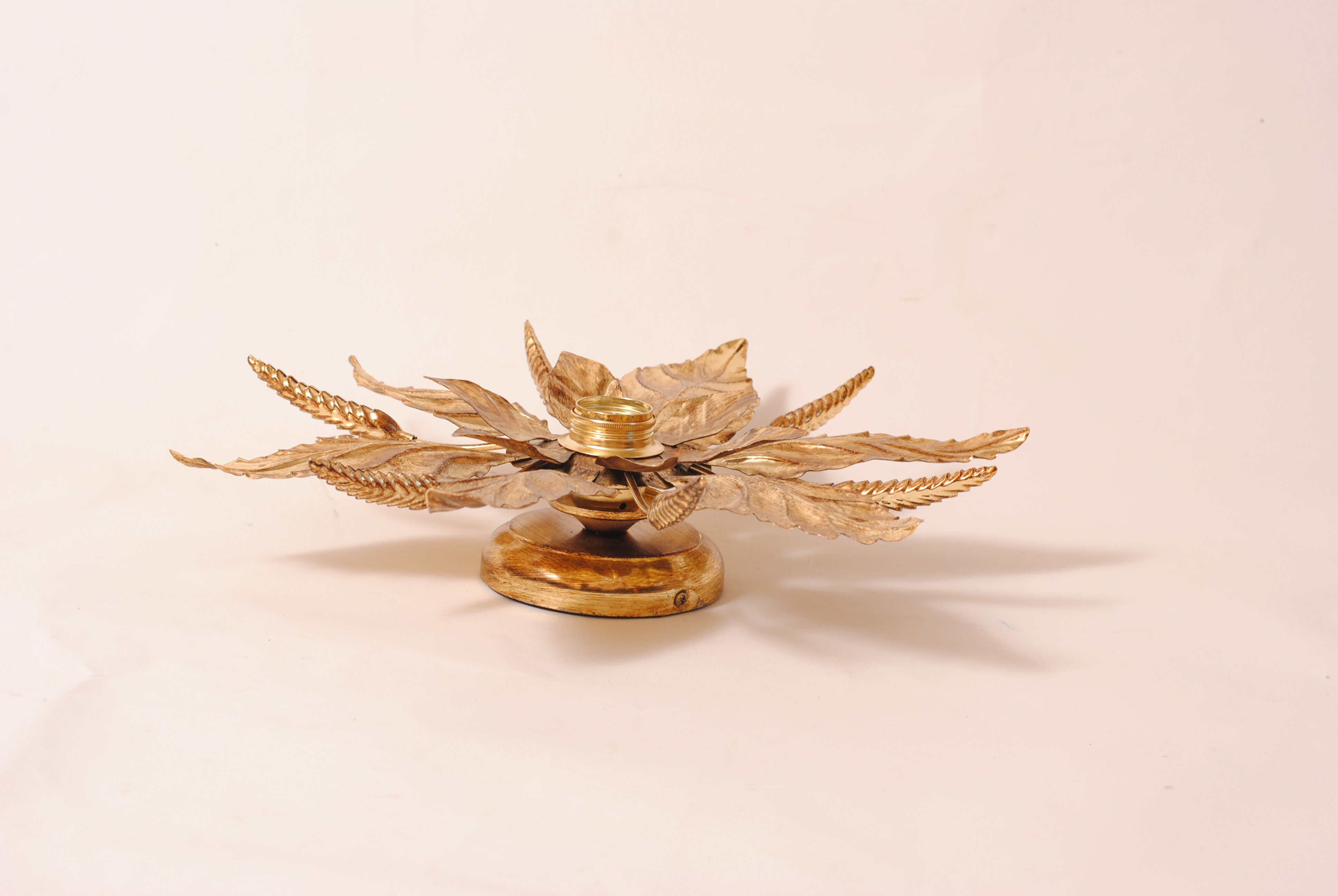 Ceiling lamp flower golden leaves