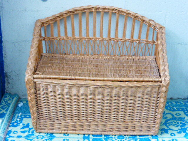 Bench chest storage childrens vintage Wicker