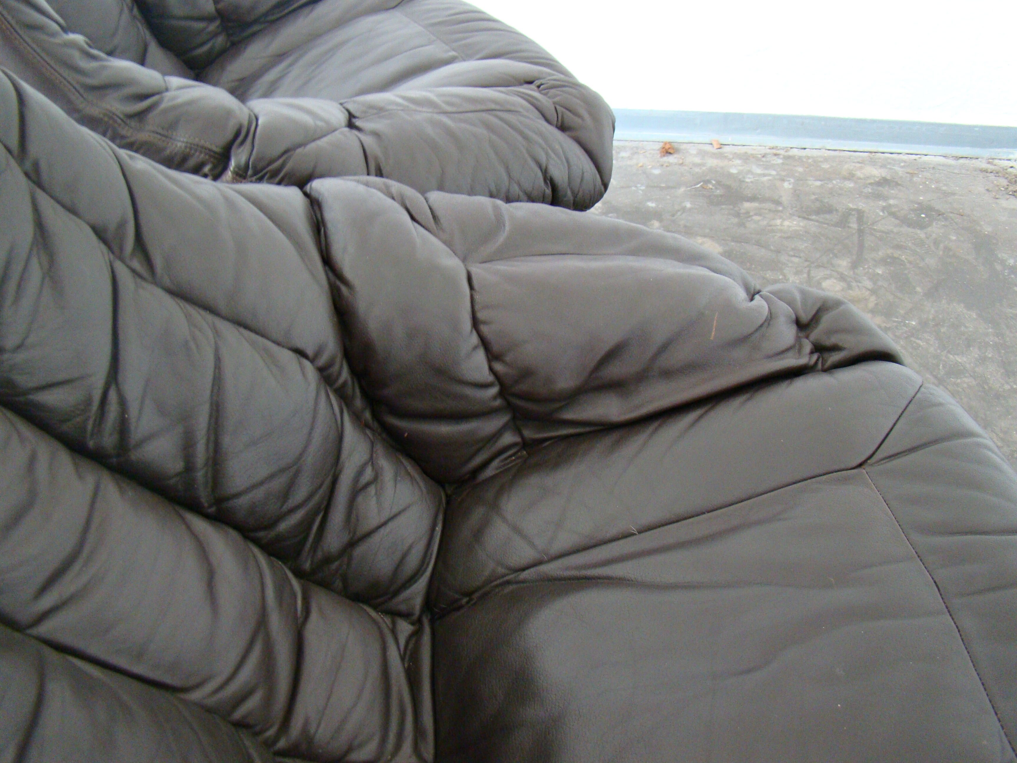 Pair of vintage Danish design brown leather swivel chairs by Bramin