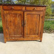 Ancien buffet parisien en pin