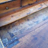 Speed bump desk Louis XVI