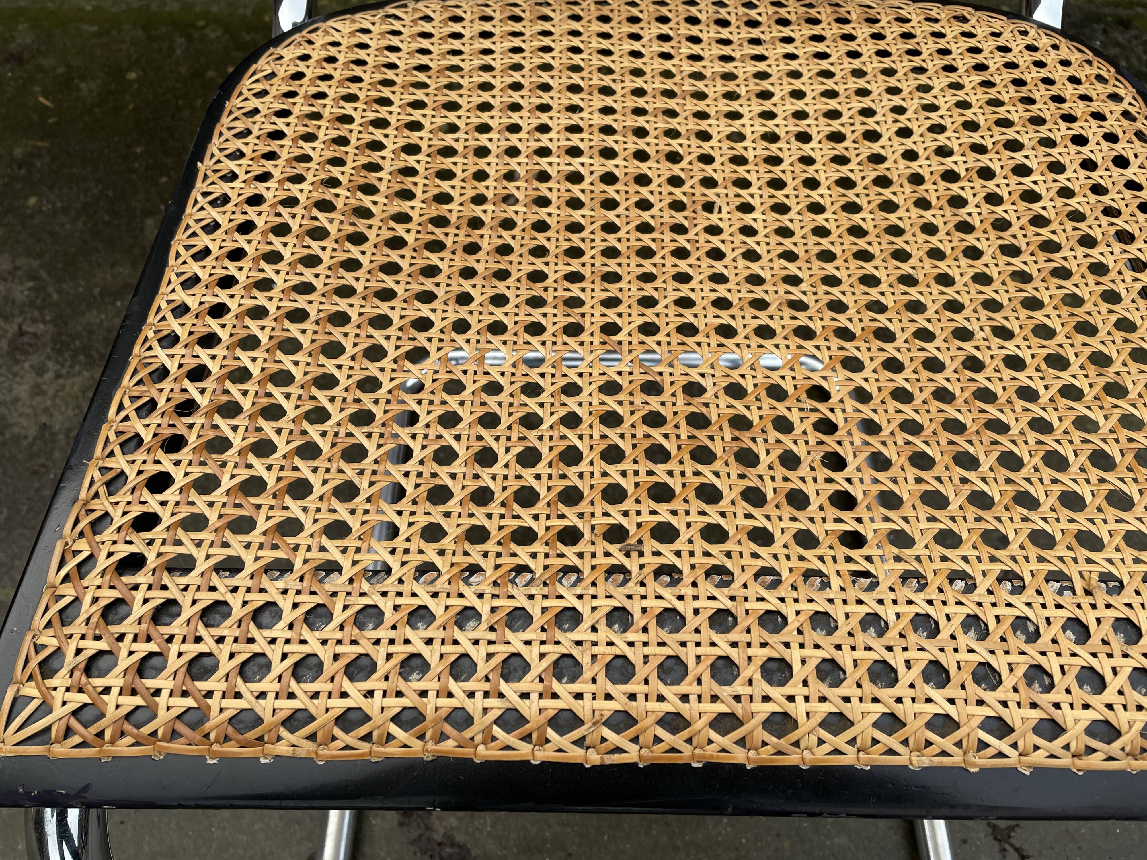 Cesca design chair b32 model in black and chrome