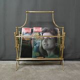 Magazine rack in brass and smoked glass, in the style of Maison Baguès – 1960
