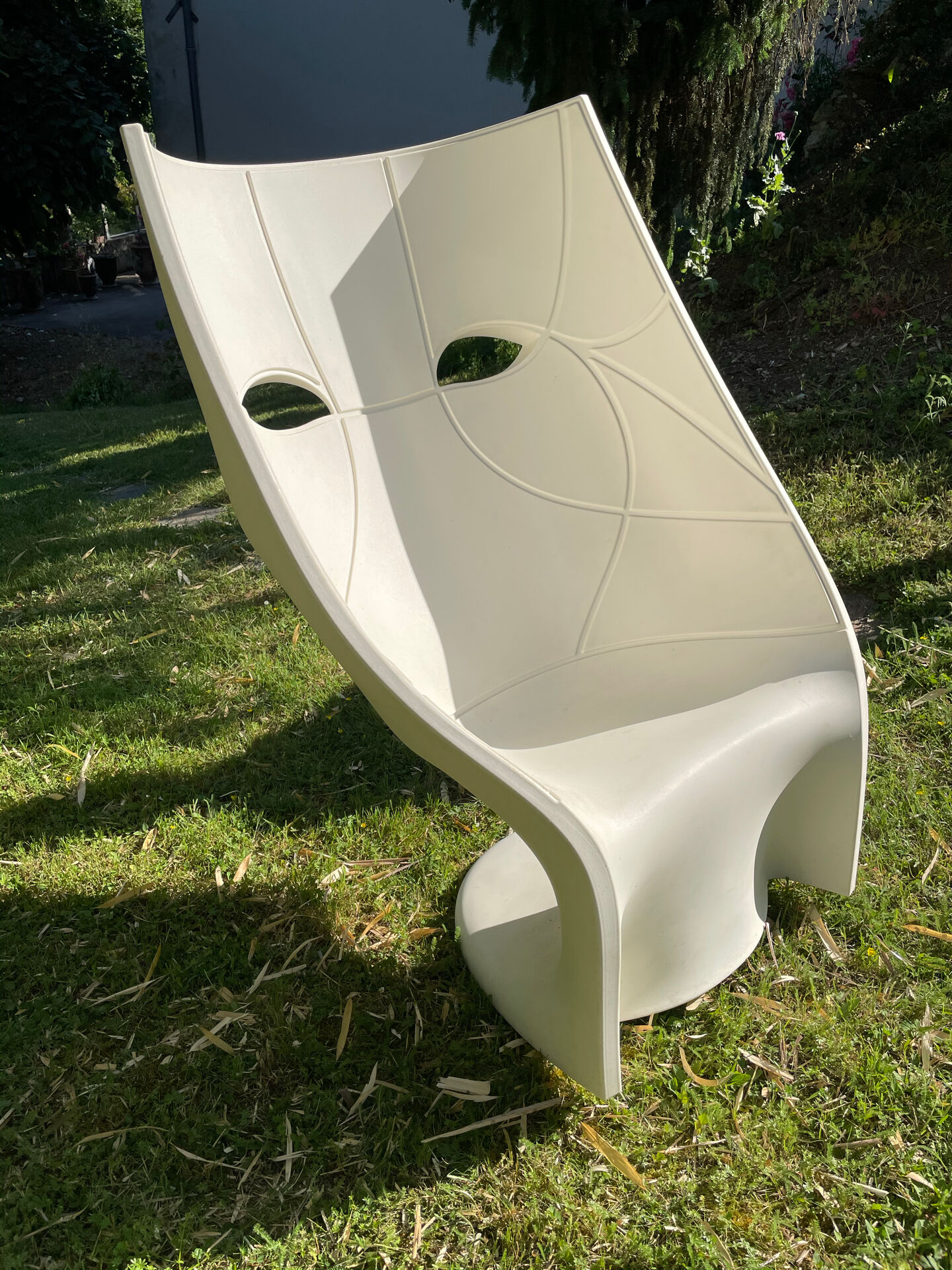 NEMO armchair DRIADE