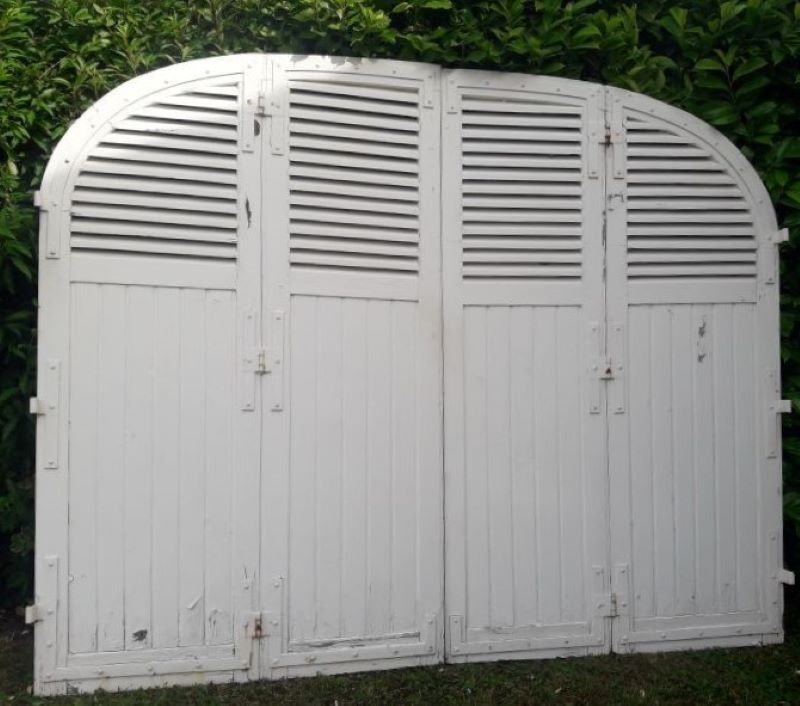 Arched shutters oak louvers H226xW277 4 leaves