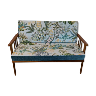 Scandinavian bench year 60
