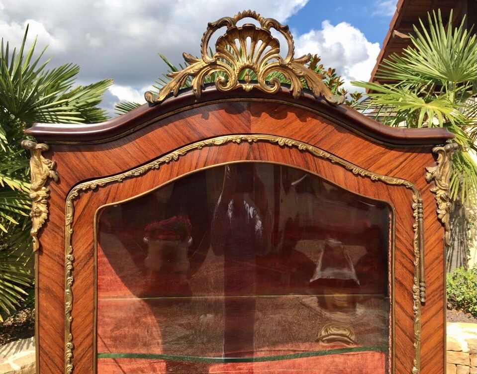 Display Case in Marquetry & Martin Varnish Napoleon III Louis XV Style