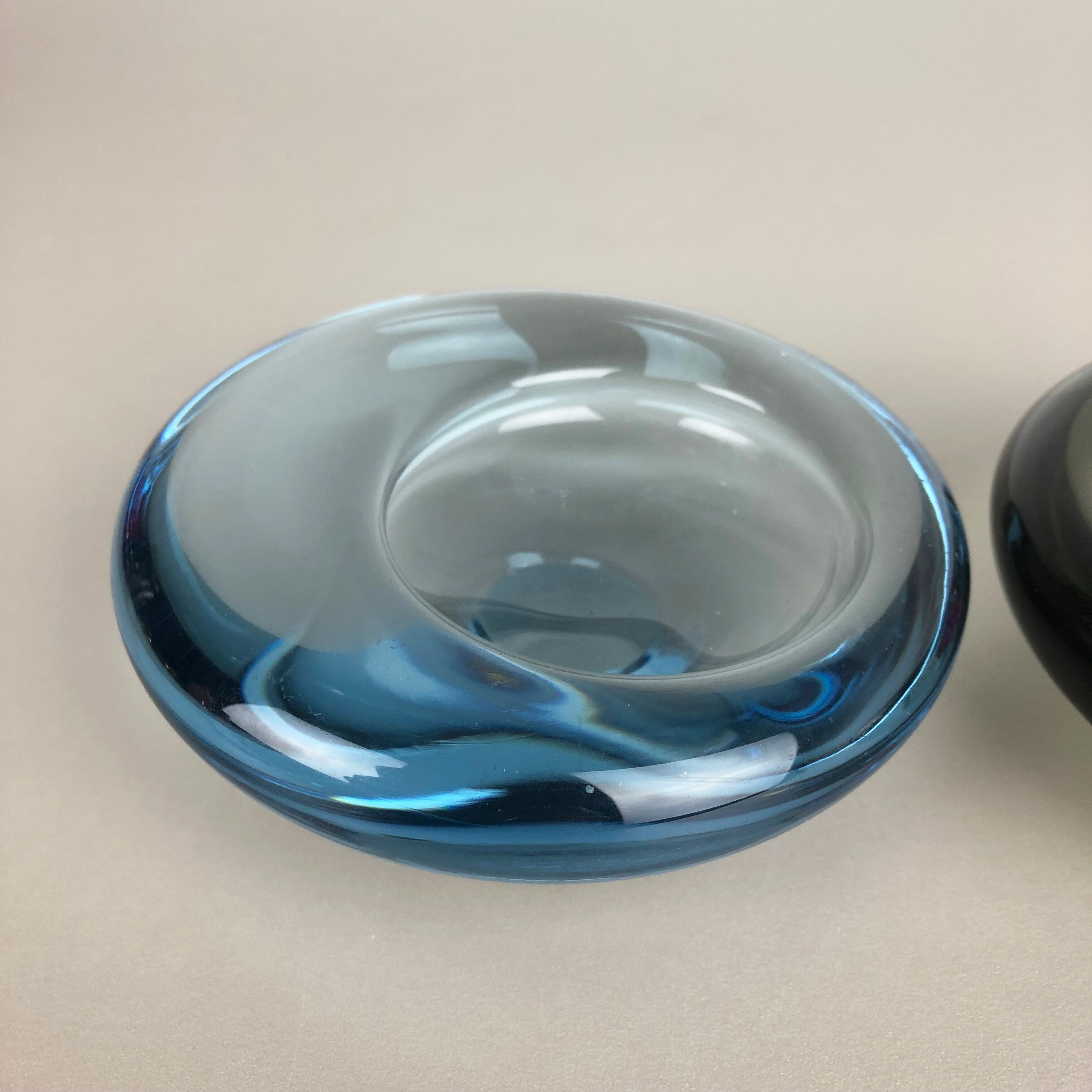 Set of 2 Glass Shell Bowl Elements by Per Lutken for Holmegaard, Denmark, 1960s