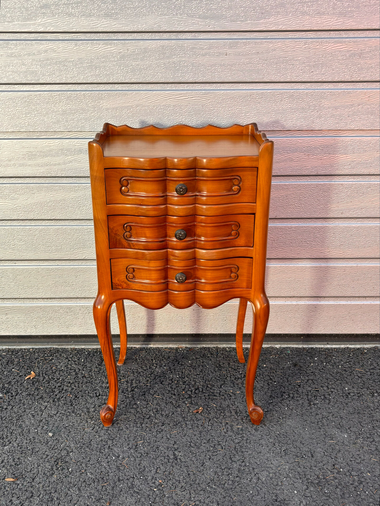 Vintage 1970s bedside table in carved wood – Louis XV style