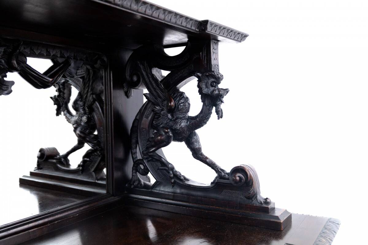 Antique sideboard - chest of drawers, France, around 1820.