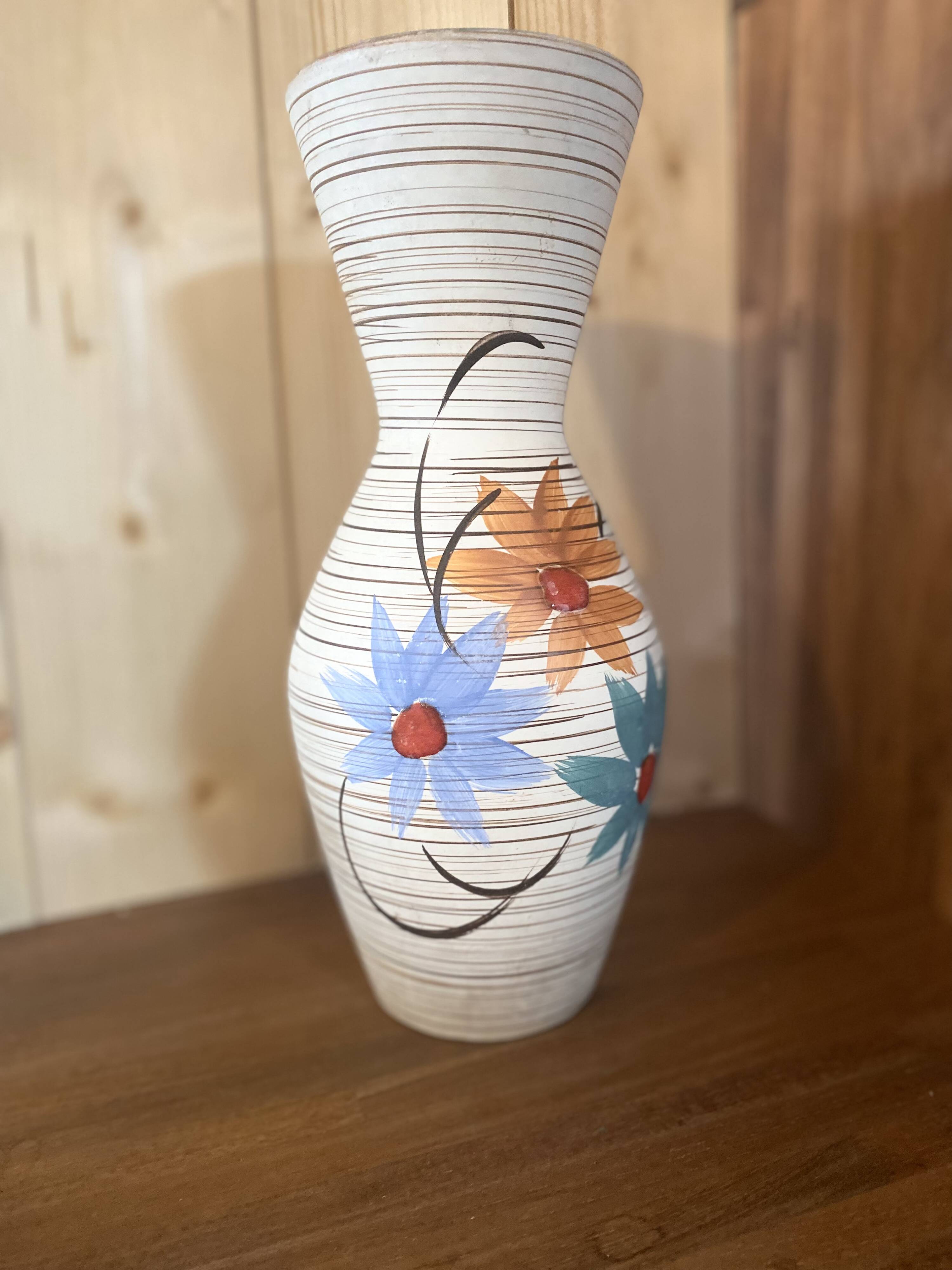 Ceramic vase with floral pattern
