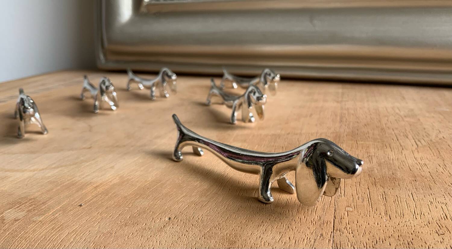 Vintage silver-plated metal knife rest - Set of 6 dachshunds •® •- Elegant