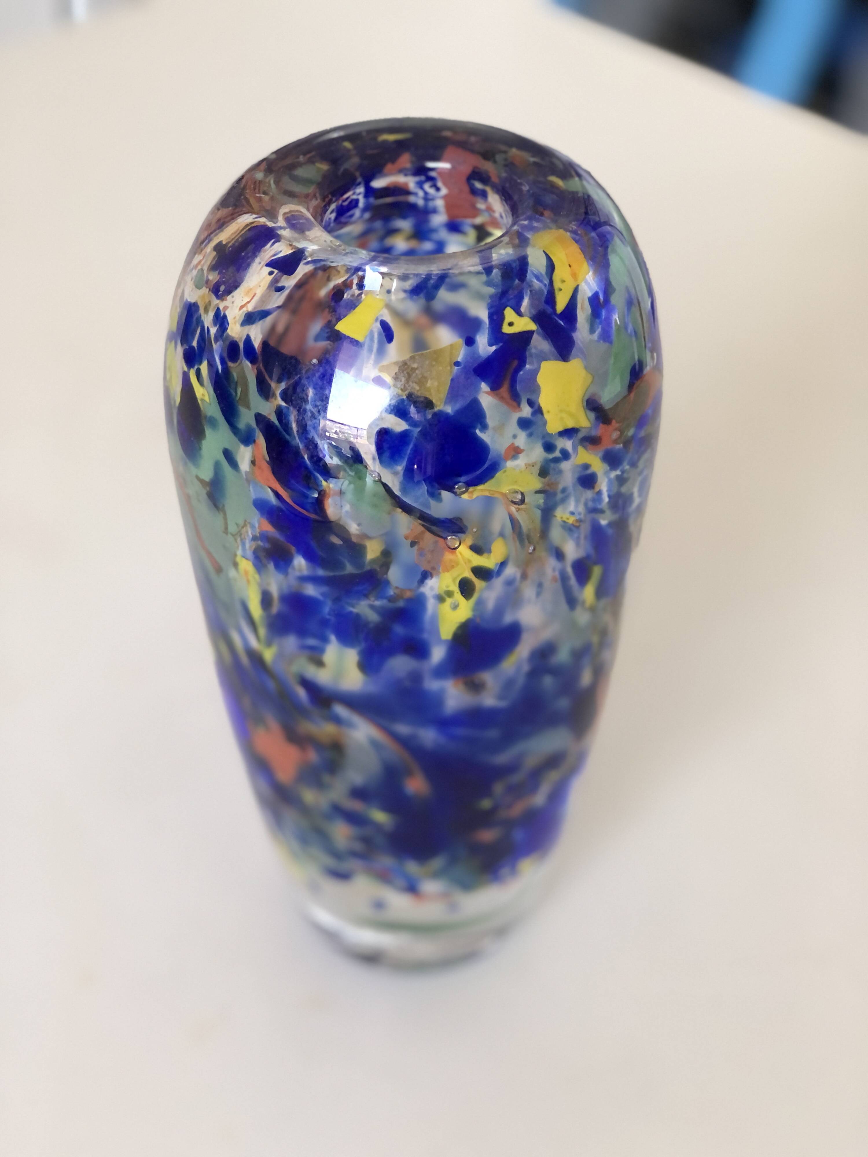 Vase en verre soufflé Verrerie de Biot – Pièce artisanale signée