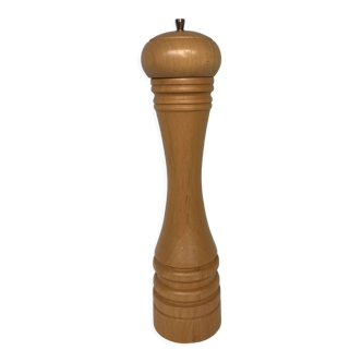 Pepper mill