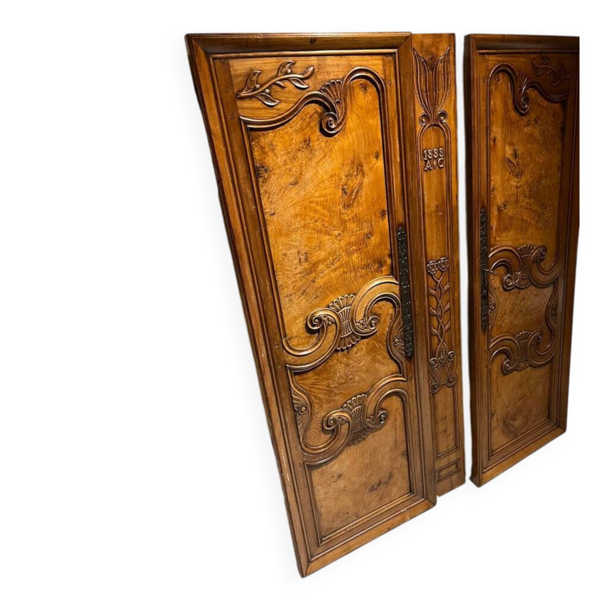 Pair of 19th-century walnut doors with walnut burl