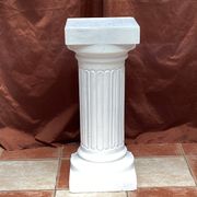 Vintage white plaster column dimension: H-73.5 cm-L-30cm-