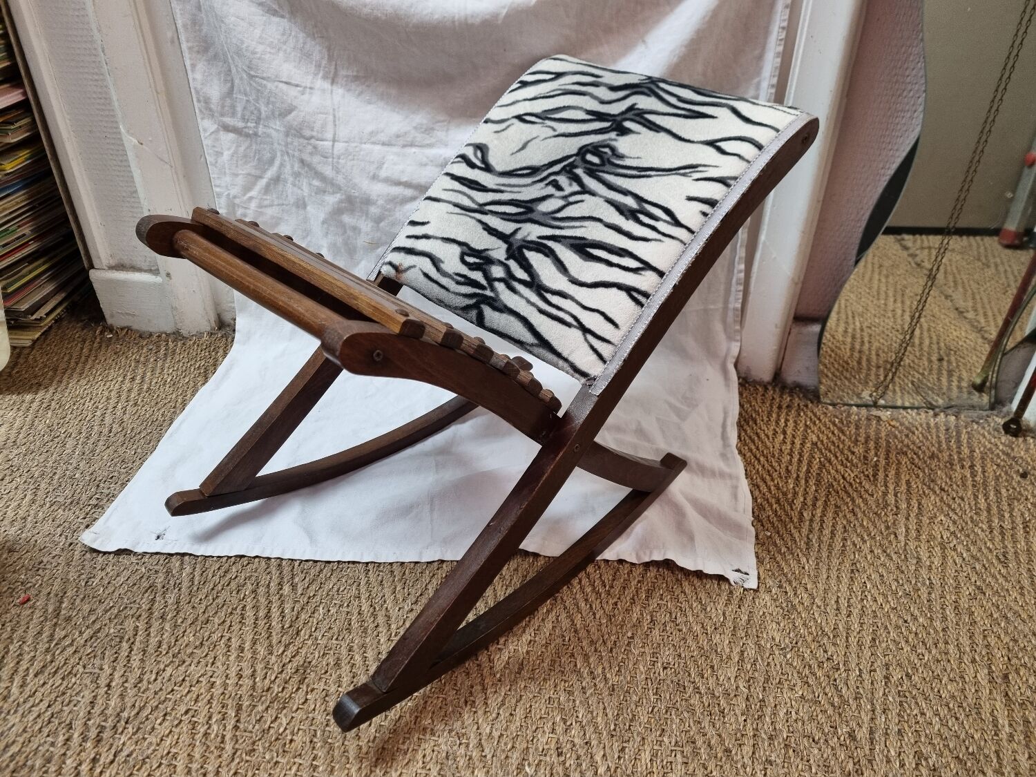 Zebra rocking footrest from 1960