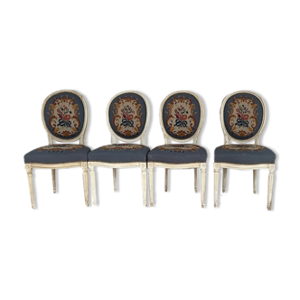 Suite de 4 chaises de style Louis XVI