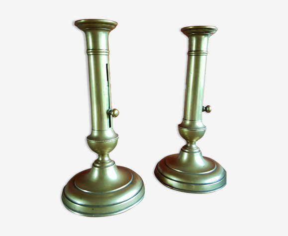 2 bougeoirs en laiton