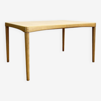 Table de Salle à Manger Extensible Mid-Century Moderne en Bois de Chêne par HW Klein pour Bramin, 1960