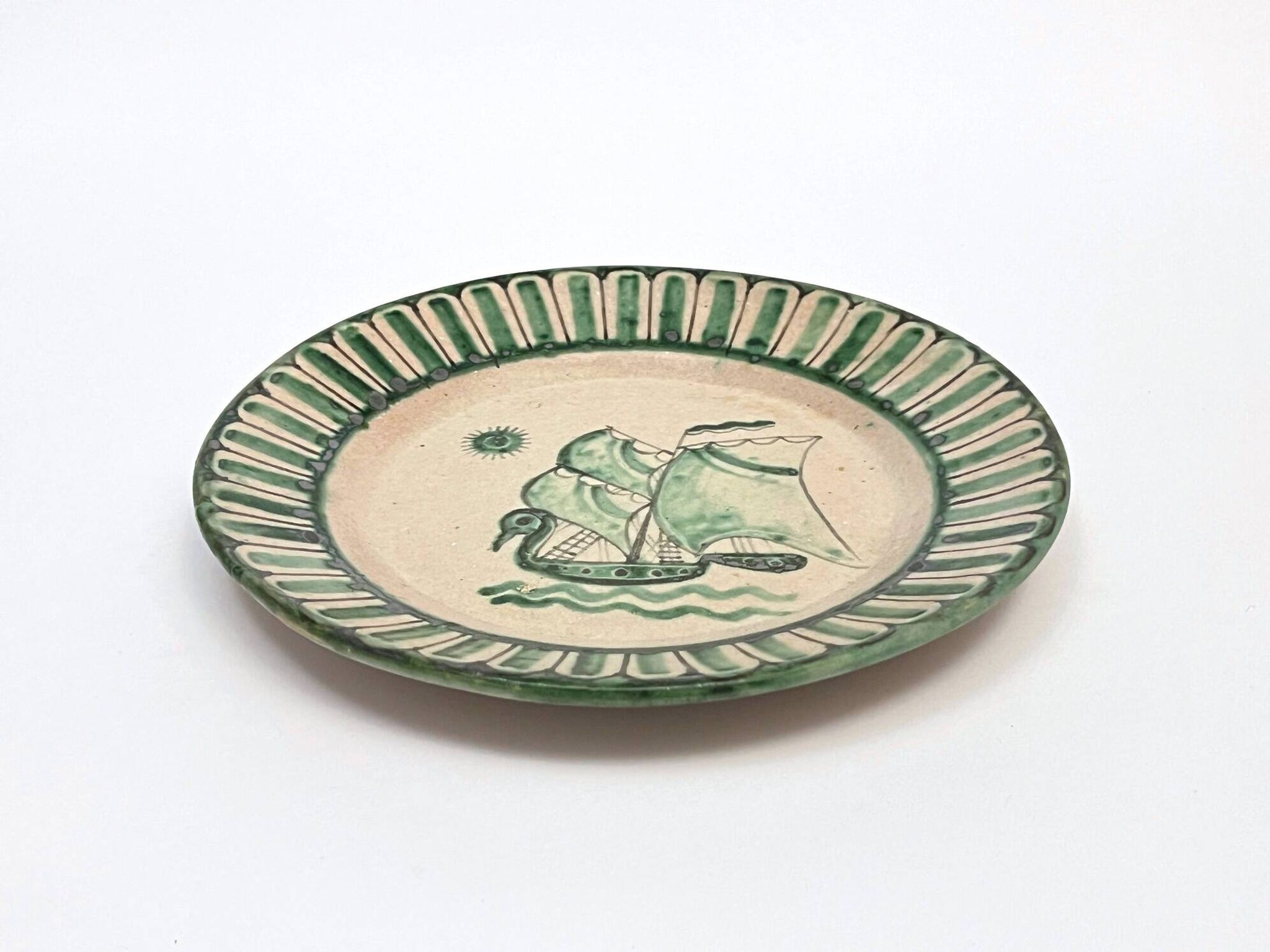 4 Vietri plates decorated by Fabbrica Ceramica Avallone, 1930s