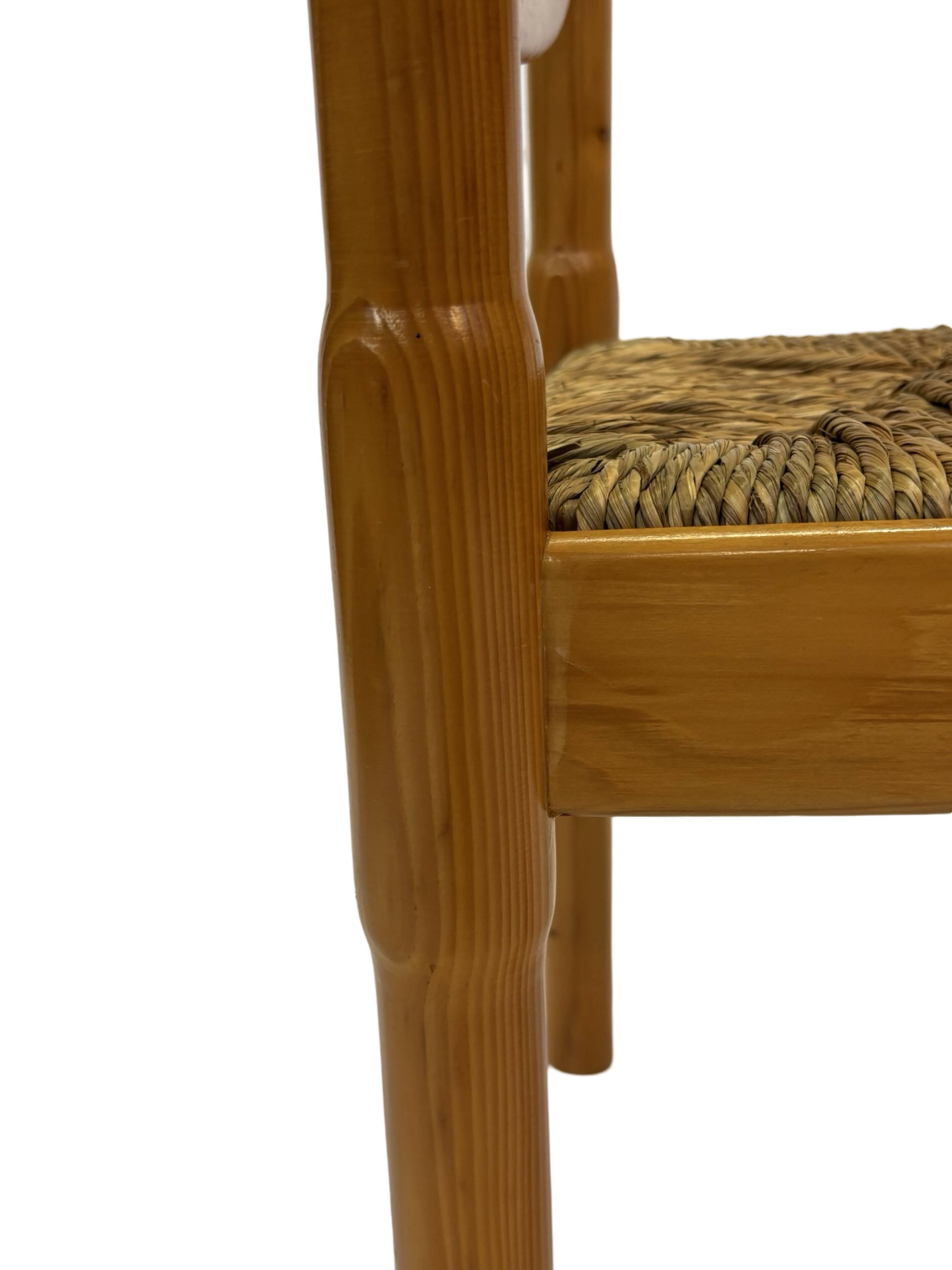 Carimate model 892 design by Vico Magistretti for Cassina