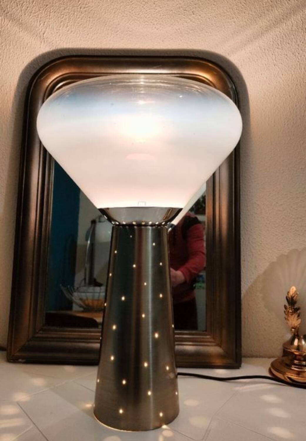 Lampe acier brossé vintage abat jour transparent blanc Italie  1970