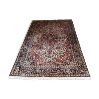 Tapis en soie et laine d'inde ancien