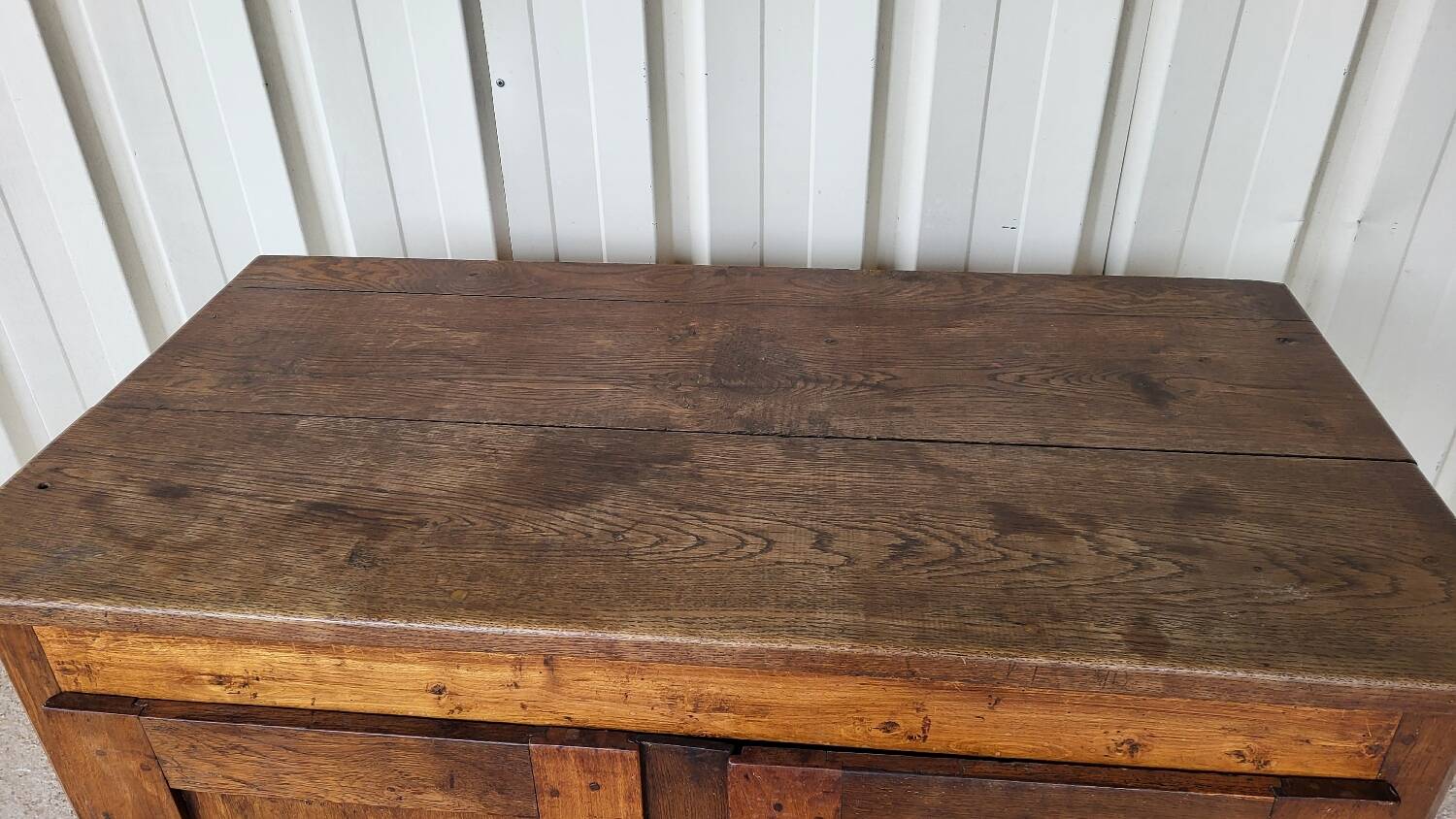 Low sideboard in solid oak