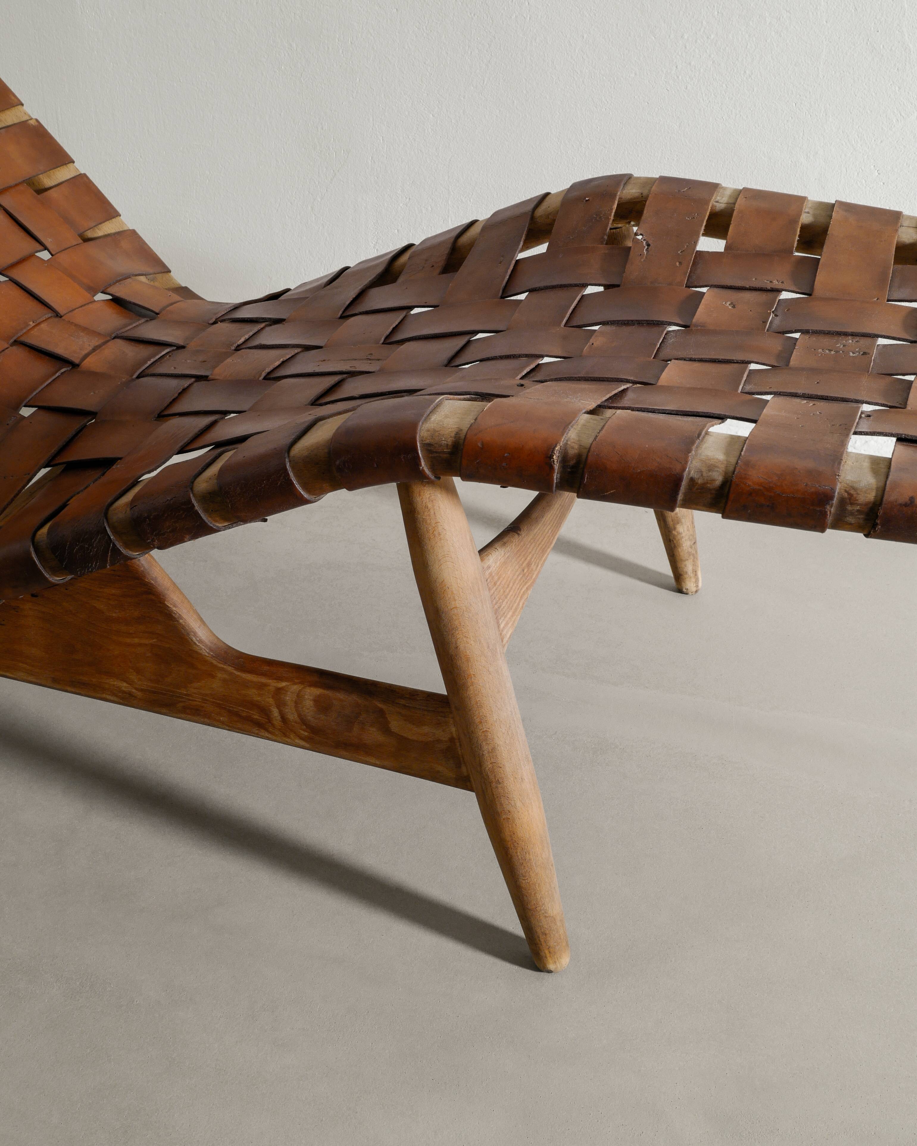 Danish Modern Wooden Chaise Lounge Chair by Arne Vodder, 1950s