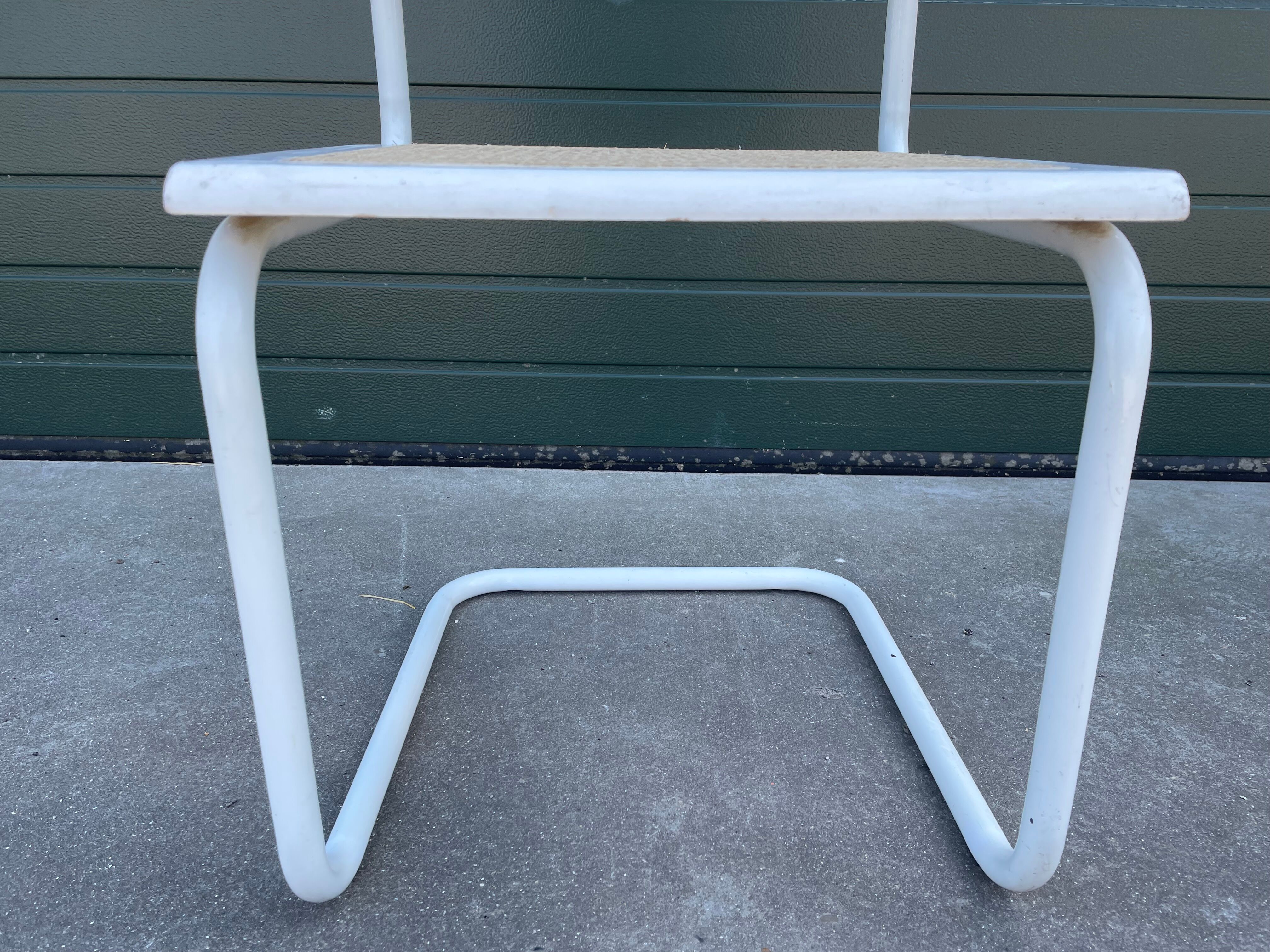 Cesca design chair b32 model in white