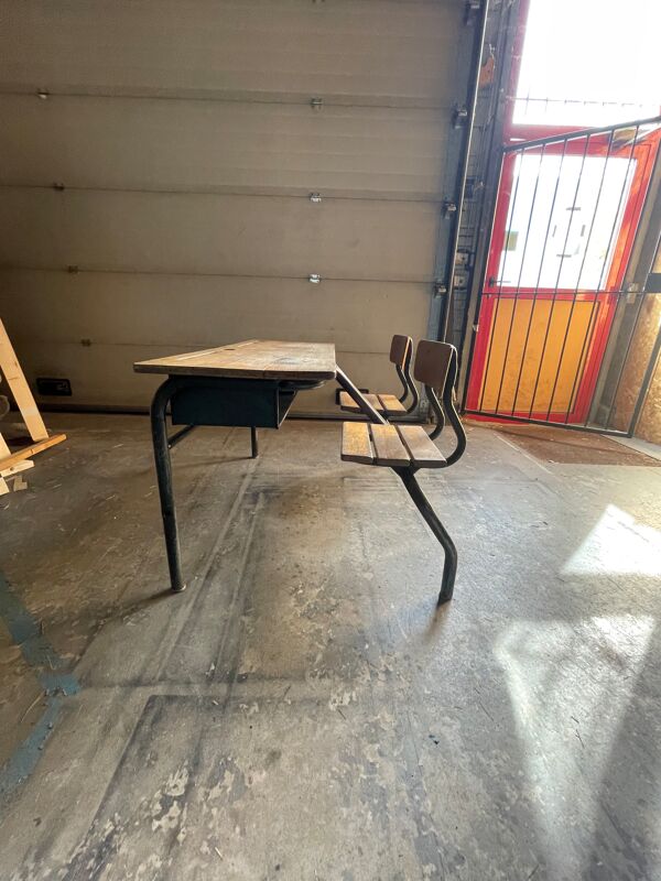 Pupitres doubles pieds metalliques