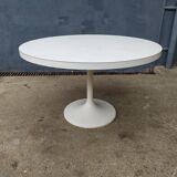 White round tulip table 120cm