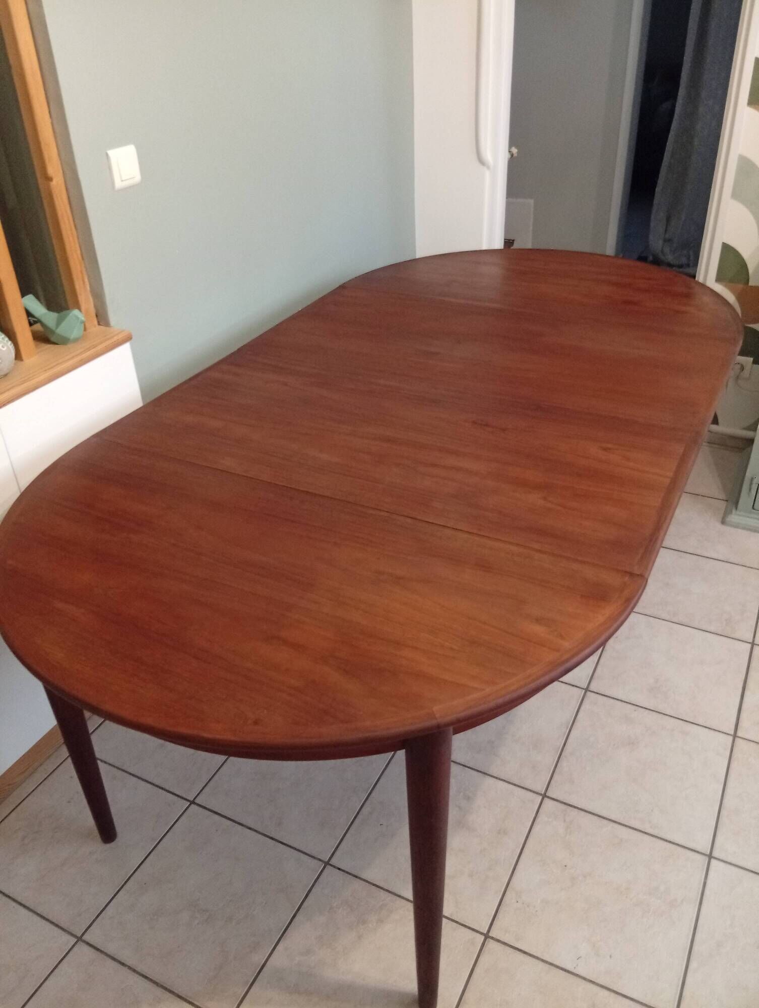 Round teak table by Johannes Andersen for Mobler Samcom Scandinavian.