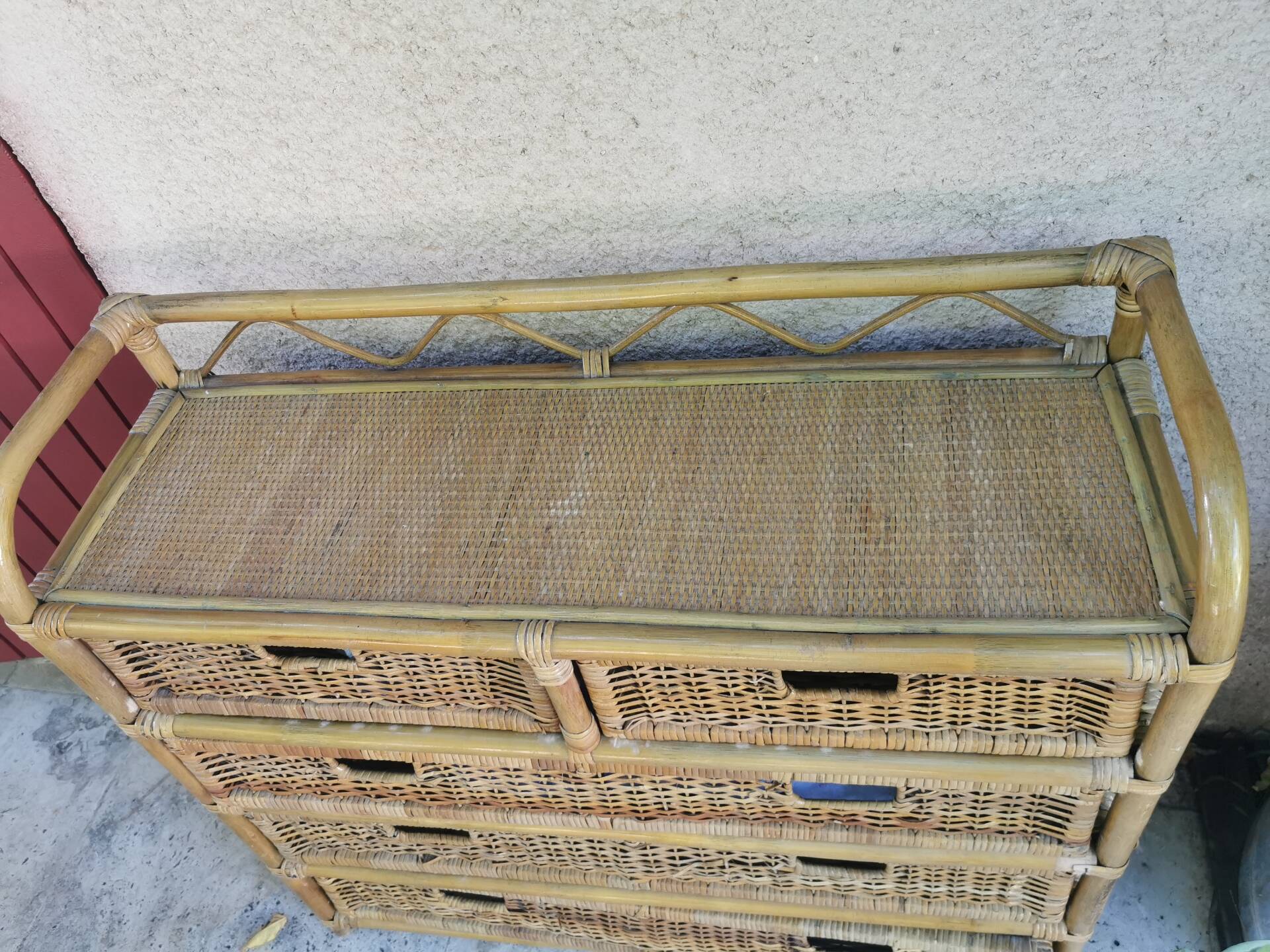 Rattan chest of drawers