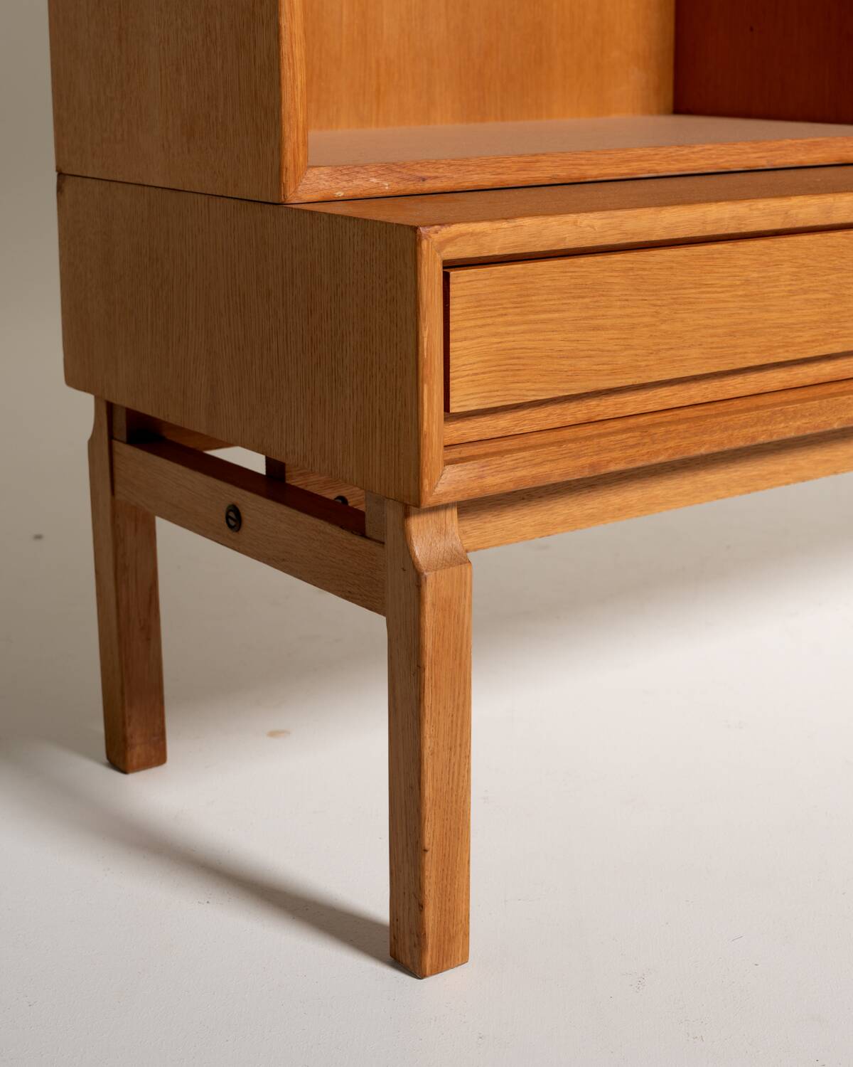 “MTP” bookcase by Marian Grabinski, 1970s