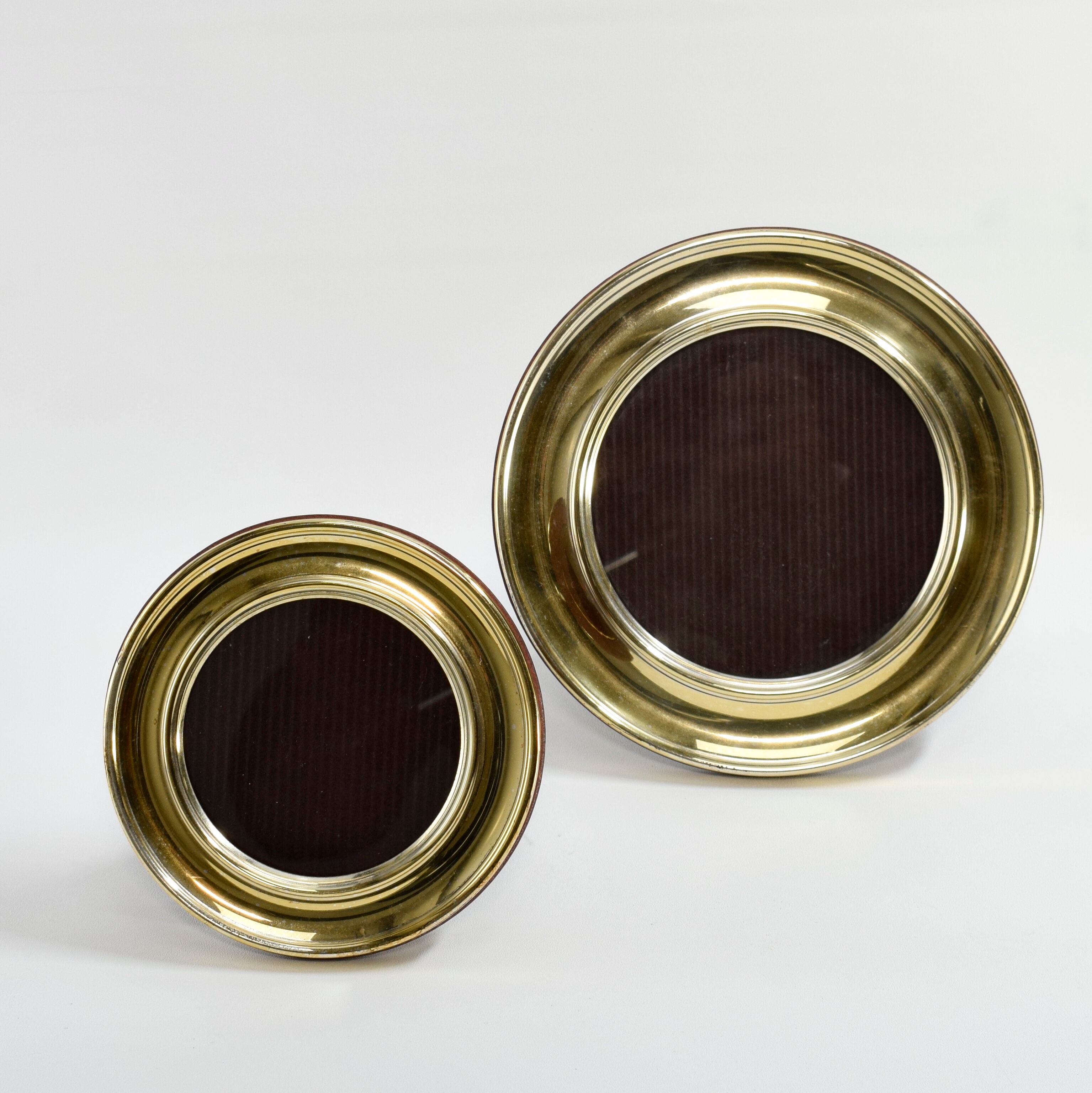 Set of two vintage frames, brass and wood, signed